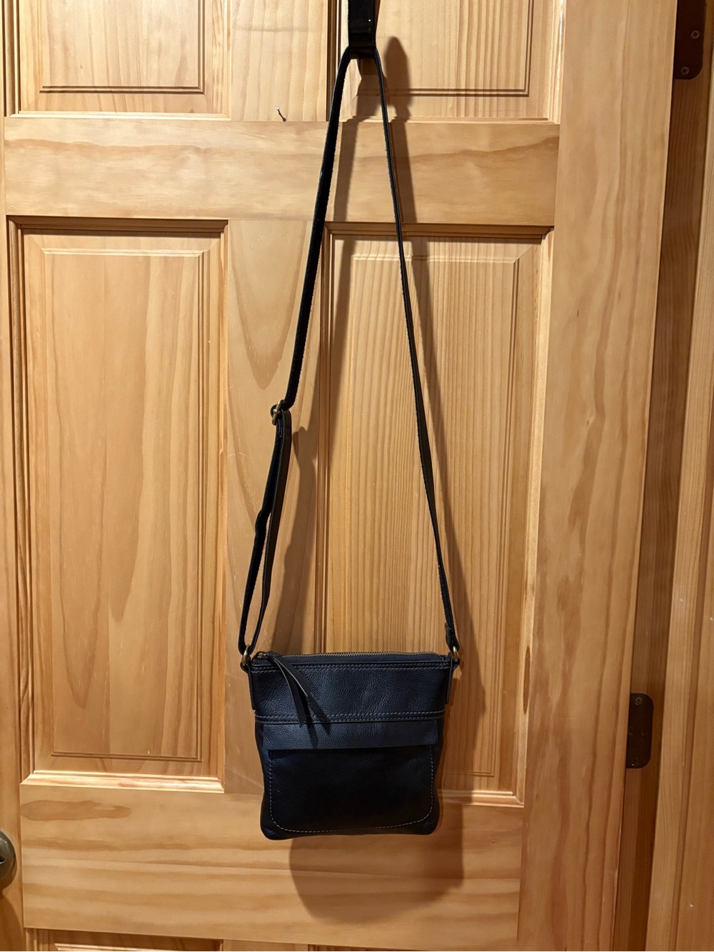 Fossil Aida Small Black Leather Crossbody Bag